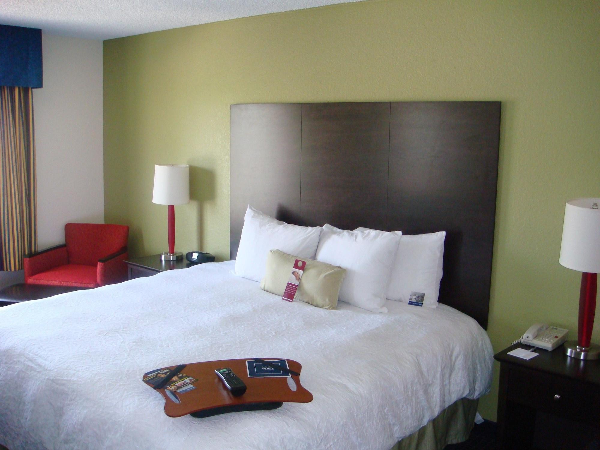 Hampton Inn & Suites Anaheim Garden Grove Pokoj fotografie