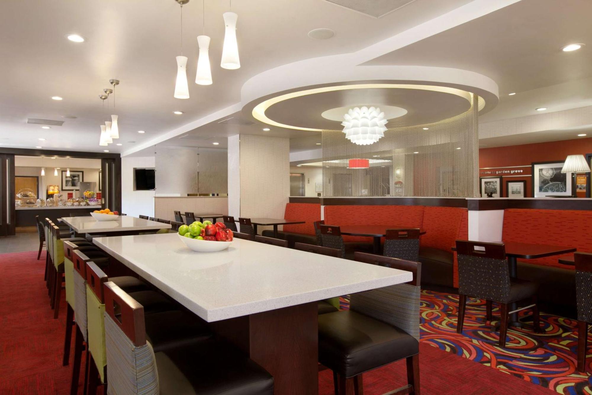 Hampton Inn & Suites Anaheim Garden Grove Exteriér fotografie