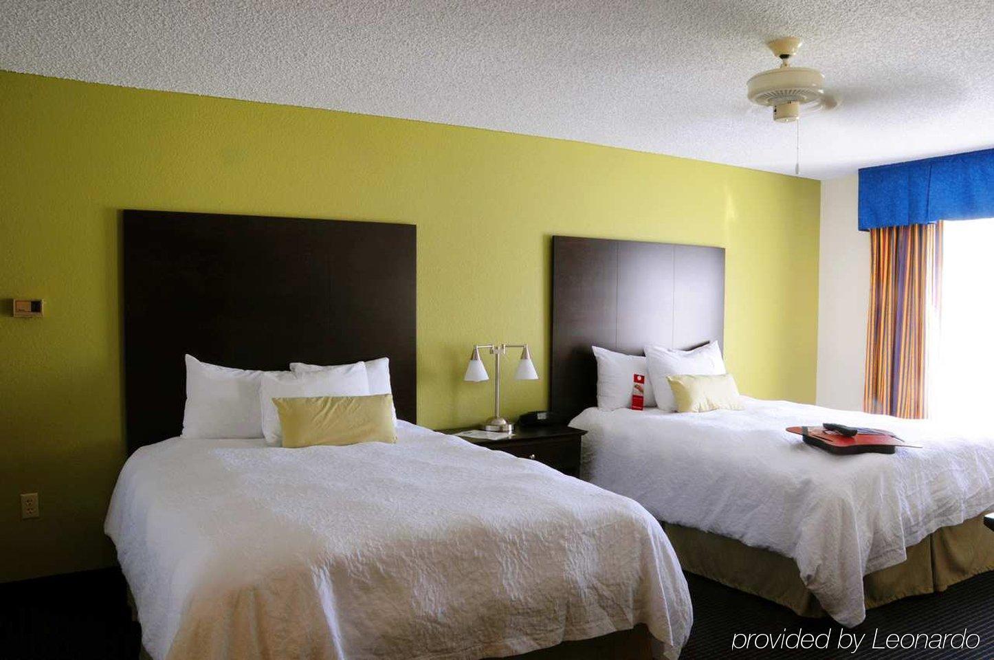 Hampton Inn & Suites Anaheim Garden Grove Pokoj fotografie