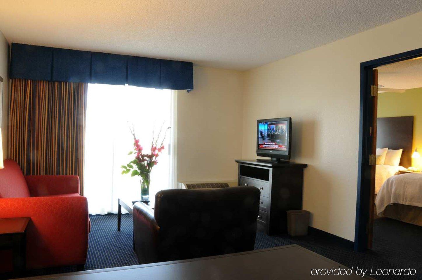 Hampton Inn & Suites Anaheim Garden Grove Pokoj fotografie